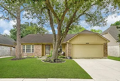 2619 Foxden Drive Pearland TX 77584