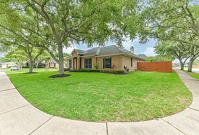 1105 Red Wing Drive Friendswood TX 77546