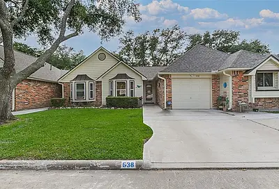 638 W Country Grove Circle Pearland TX 77584