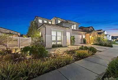 3701 Tavara Cir San Diego CA 92117